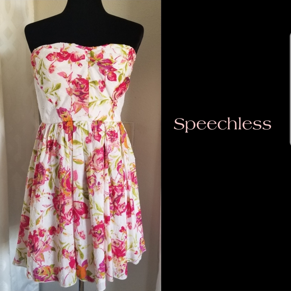 NWT/Speechless Floral Summer Dress